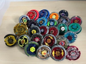 Lot de Toupies Beyblade Hasbro Génération Metal Fusion à l'unité - Imagen 1 de 114