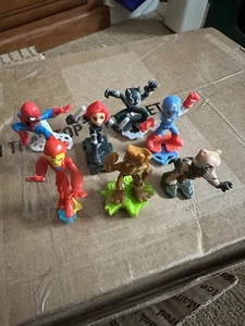 Lot of 7Kinder Joy Surprise Eggs Toys Marvel All Different - Picture 1 of 5