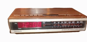 Vntg MAGNAVOX Alarm Clock Radio AS128/44 Brown Faux Wood Rare HTF Tested Works - Picture 1 of 7
