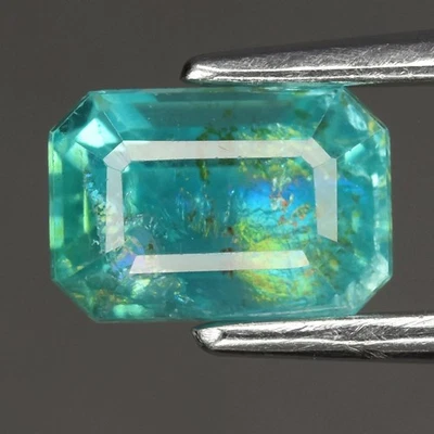 💎 0.93ct 6.3x4.3mm Octágono Natural Azul Verde Apatita - Gema Brasil Sin Calentar Foto 1 de 4