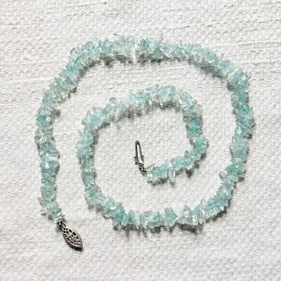Collar con astillas de cuarzo azul aguamarina - 17 pulgadas de largo - bisutería patrimonial Foto 1 de 4