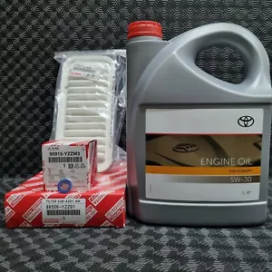 KIT DE SERVICIO GENUINO TOYOTA AYGO 1.0 KGB10 MODELO 2005-2014 ACEITE Y TODOS LOS FILTROS - Imagen 1 de 1