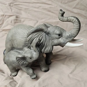 Porzellan Keramik Elefant Paar Figur - Bild 1 von 9