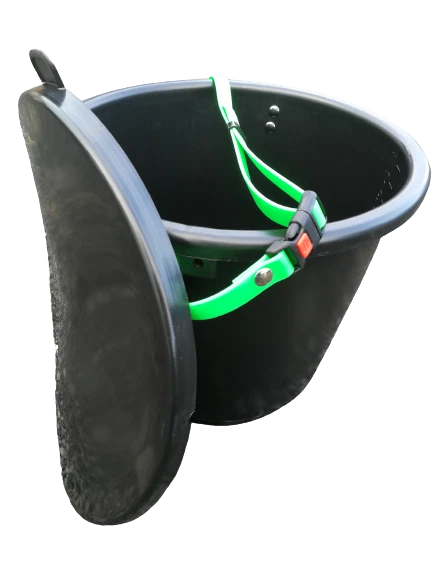 LEBENSMITTELECHT Futtereimer mit Deckel Umhängen BioThane  Futtertrog Futtersack - Bild 1 von 1