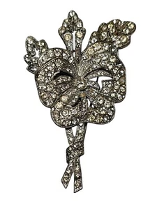 Vintage CORO Pat Pend Moveable 2 Piece Pin Brooch Flower Bow - Picture 1 of 4