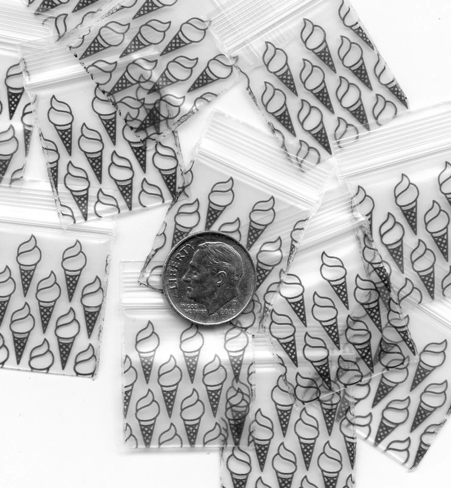 200 Apple Baggies 1 x 1 in. Ice Cream Cones 1010 Minizip bags - Image 1 of 1