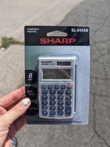 CALCULADORA Sharp de 8 dígitos LCD con energía solar visión plana memoria de 3 teclas EL243SB NUEVA - Imagen 1 de 2