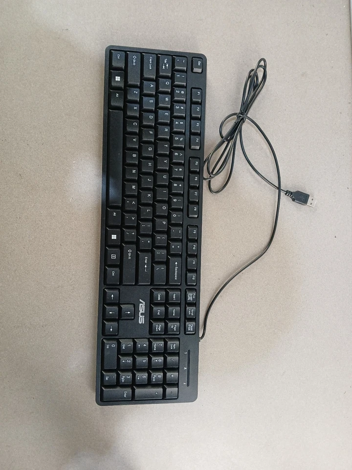 Excellent Condition ASUS slim keyboard - Image 1 of 1