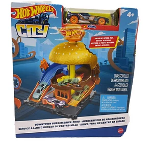 NEW 2022 Mattel Hot Wheels City BURGER DRIVE-THRU Playset with 1 Car Vehicle - Picture 1 of 13
