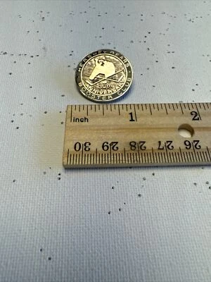 Prendedor de solapa vintage de hockey sobre hielo Hershey Bears; AHL; 30 años de aniversario Pin Booster Club Foto 1 de 2