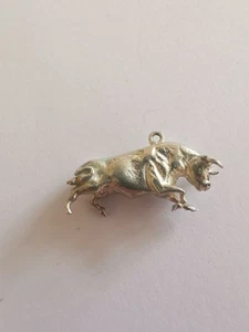 Sterling Silver Charging Bull Charm R9L - Picture 1 of 4