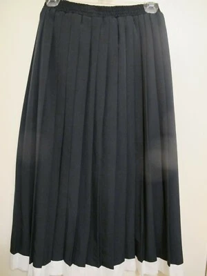  FALDA MUJER NEGRA PLISADA BLANCA PARTE INFERIOR RAYAS S PEQUEÑA 6 M CINTURA MEDIANA 26-32" Foto 1 de 2