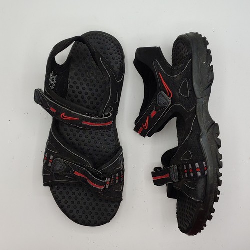 Sandali da acqua sportivi Nike ACG bambini 3 Straprunner neri rossi 2 cinturini