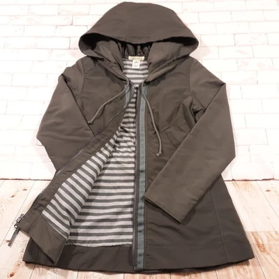 Chaqueta de Impermeable Prairie Underground para Mujer Mediana Hecha en EE. UU. con Capucha de Nylon Foto 1 de 4