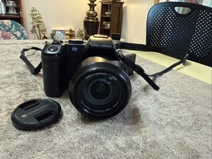 Konica Minolta DiMAGE A200 8.0MP Digital Camera - Picture 1 of 8
