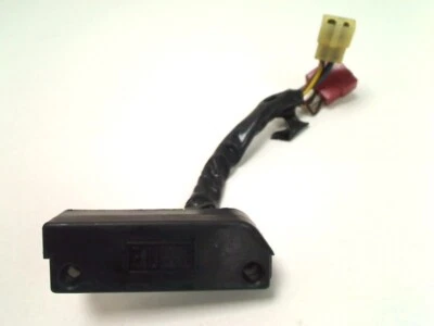 caja de relés fusibles para HONDA CBR 600 F 1987-1990 F1 (PC 23) 1988 usado - Imagen 1 de 4