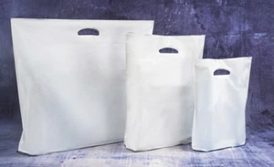 500 Tragetaschen, Folientaschen, Grifflochtaschen 350 x 450 + 2 x 50mm, weiß - Bild 1 von 1
