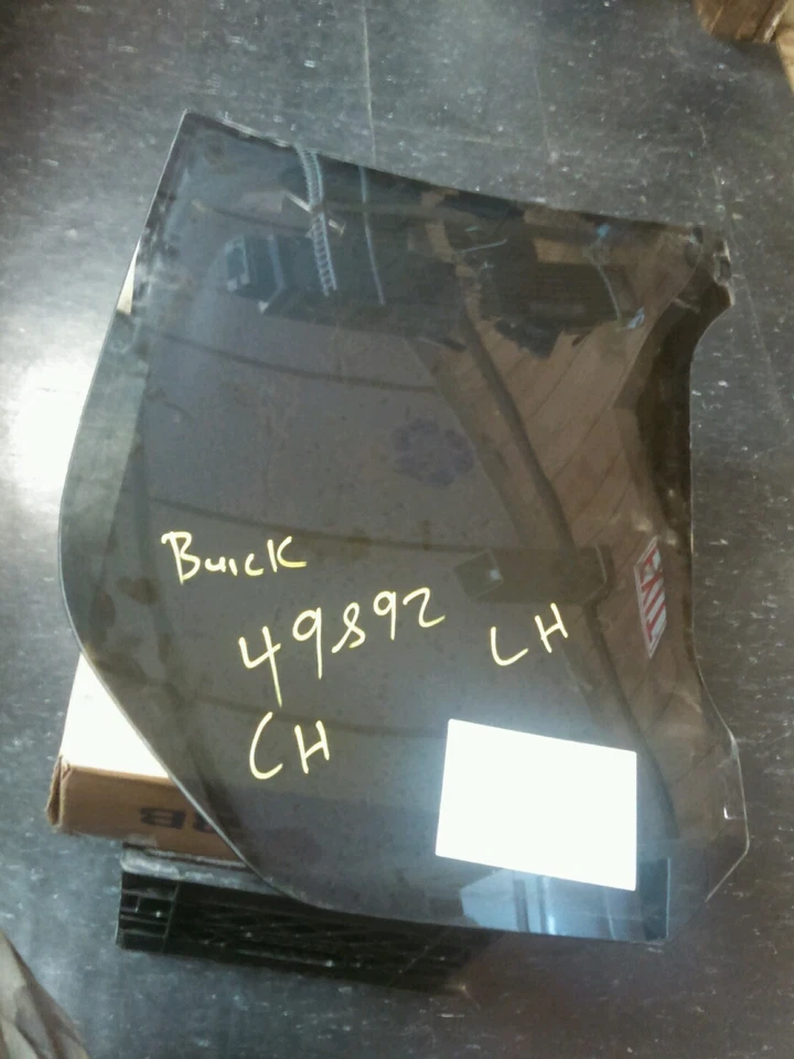 2002 2003 2004 2005 2006 2007 BUICK RENDEZVOUS  DOOR GLASS WINDOW REAR LH - Image 1 of 1