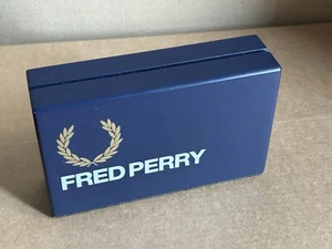  VINTAGE FRED PERRY SHOP DISPLAY ADVERTISING SIGN VERY RARE - Picture 1 of 3