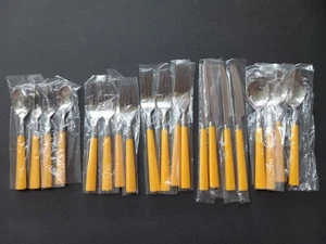 Vintage Retro Period Yellow Plastic Handle Stainless Flatware 20 Piece New - Picture 1 of 4