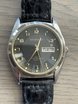 Мужские часы Wranger день/дата серебро/золото 2 тона!  - Изображение 1 из 4