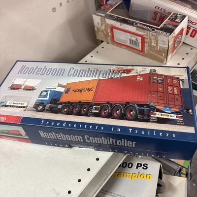 Juego de remolque combinado Conrad 1/50 Nooteboom camión HOMBRE Hamburgo Hanjin caja raro Foto 1 de 3