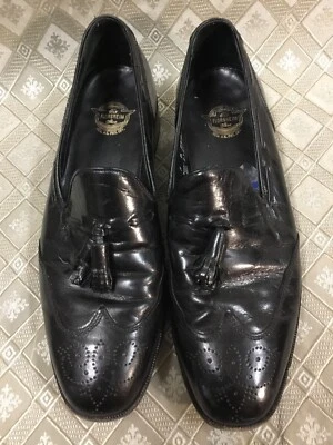 black leather Wing Tip Tassel Loafer dress shoe leather sole VNTGE FLORSHEIM 9 B - Image 1 of 4