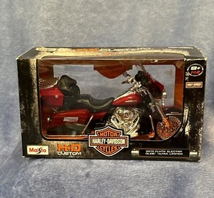 Maisto Harley Davidson 2013 FLHTK Electra Glide Ultra Limited 1:12 Red NIB - Picture 1 of 6