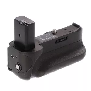 VG-A6500RC Battery Grip for Sony A6500 Mirrorless Camera + Remote Control New - Picture 1 of 11