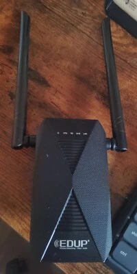 EDUP AC1200 Wireless Repeater Dual Band US Plug 1200 Mbps - Image 1 of 2