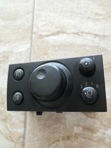 Opel Vectra 2002/Headlight Control Switch/9185881/0782 0320/LK04060000 - Imagen 1 de 5