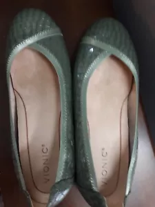 VIONIC Caroll Ballet Piatto 8 larghi verde patinato coccodrillo - Foto 1 di 5
