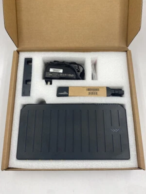 CRADLEPOINT E300 C18B WIRELESS ROUTER - Image 1 of 4