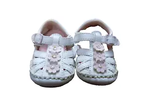 Jumping Beans baby Toddler White w pink raised flowers moc closed toe sandals 2 - Picture 1 of 3