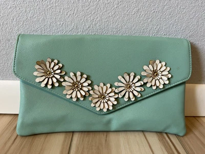 Cartera sin asas vintage con cadena - Cartera Jessica McClintock - verde azulado con flores Foto 1 de 4