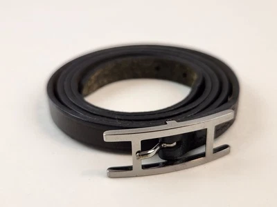 Autêntica Pulseira Hermes Api Couro Preto Fivela H Pulseira Envoltório Longo Prata - Imagem 1 de 4