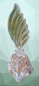 Botella de perfume vintage de vidrio transparente con tapón hermosa forma de ala - Imagen 1 de 12
