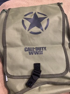 Call Of Duty Segunda Guerra Mundial Activision Mochila Plegable Verde Caja de Botín - Artículo Promocional Foto 1 de 4
