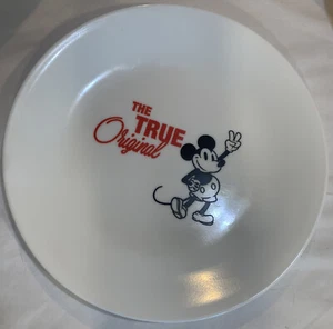 "Corelle Mickey Mouse El Verdadero Original Rojo 8.5"" Plato Nuevo Disney" - Imagen 1 de 3