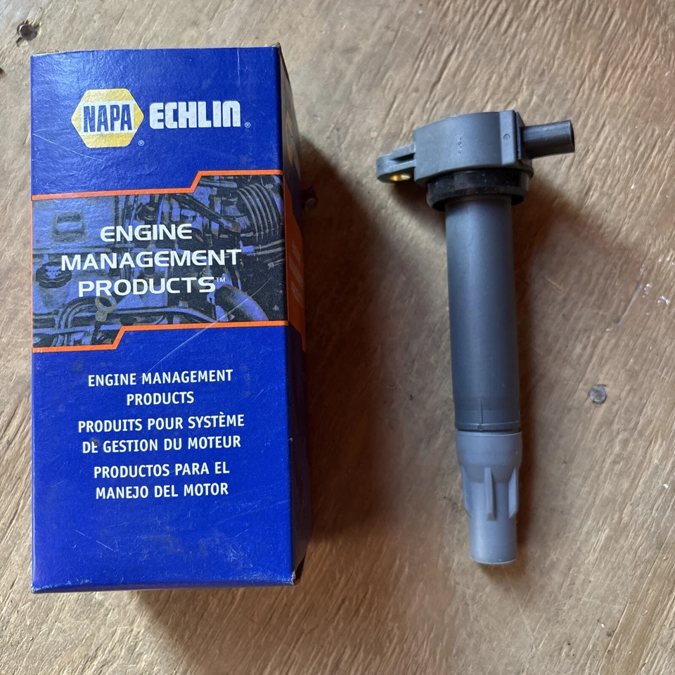 Ignition Coil NAPA ECHLIN ECH  IC582 3.5L Dodge Chrysler B5 - Image 1 of 4
