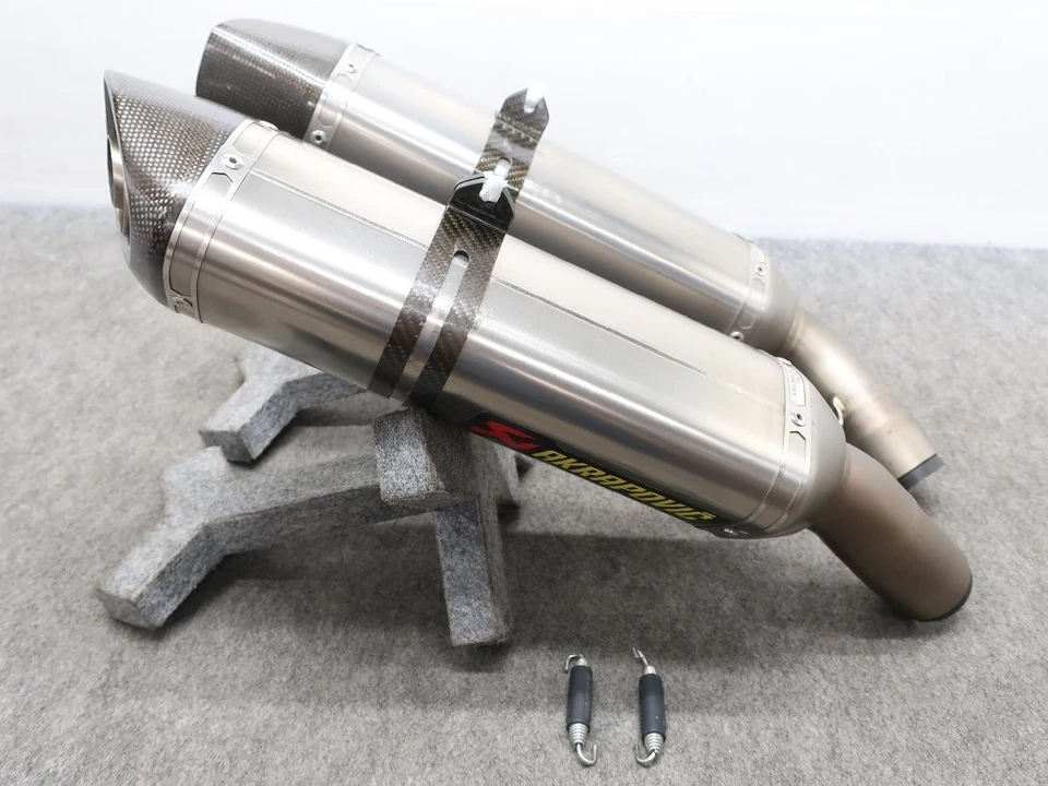 Silenciador sin cordones Akrapovic para Ducati 1098 / 1198 / 848 Foto 1 de 4