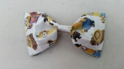 Minions Despicable Me Cinta adhesiva Clip para el cabello Pajarita hecha a mano Foto 1 de 4