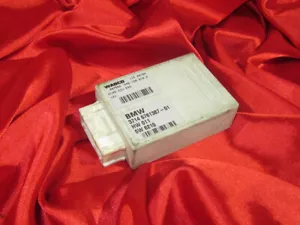 BMW E61 E65 E66 5 7'ies EHC SUSPENSION AIR SUPPLY ECAS ECU CONTROL UNIT 6761387 - Picture 1 of 4