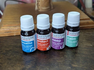 Juego de mezclas de aceite de aromaterapia (4 x 10 ml) babylove de me4kidz 100% natural SIN ABRIR Foto 1 de 4