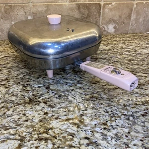 Pink SUNBEAM Controlled Heat Automatic Frying Pan / Skillet FP-M MCM Retro Prop - Picture 1 of 16