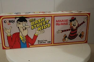 Corgi Comic Classics #D47/1 The Bash Street Kids & Minnie the Minx Morris & AEC - Picture 1 of 7