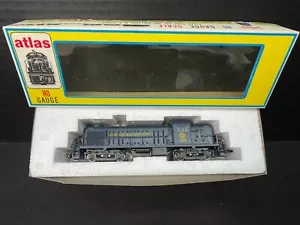 Atlas Ho Gauge RS-3 Diesel No. 7076 Norfolk & Western #305 Locomotive Hillside - Picture 1 of 15