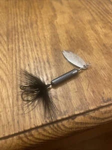 Señuelo de pesca Worden's ROOSTER TAIL giratorio en línea 3/8 oz trucha/bajo/sartén negro/sil - Imagen 1 de 14