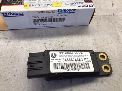 Dodge Grand Caravan 2001-2003 módulo de control lateral OEM Mopar 4686748AG Foto 1 de 4
