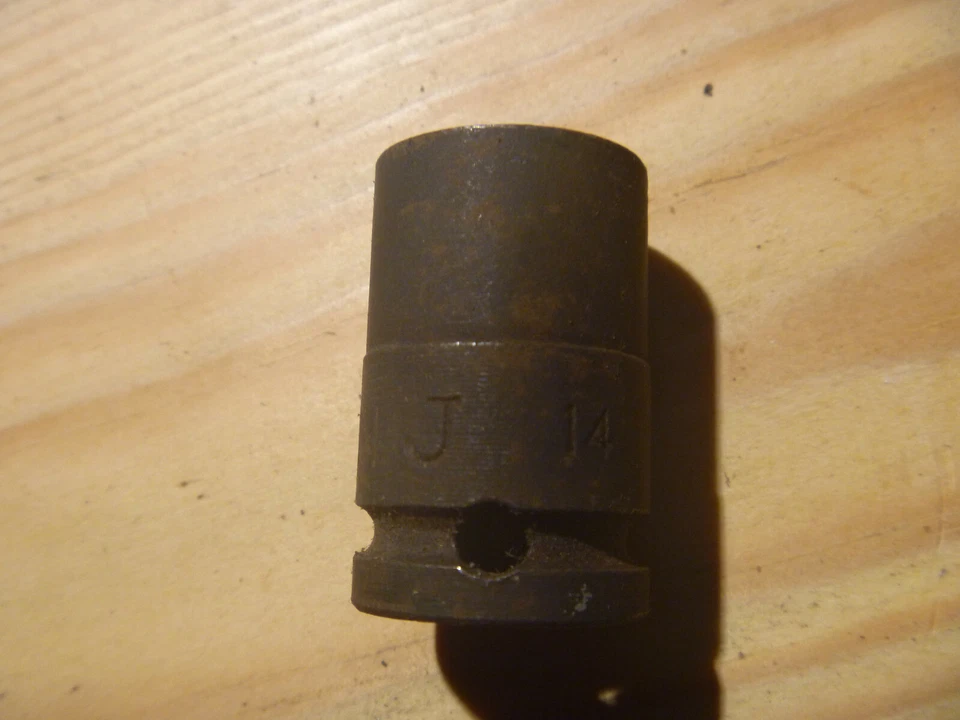 Facom impact socket. NJ 14mm.  Commercial quality - Image 1 of 1